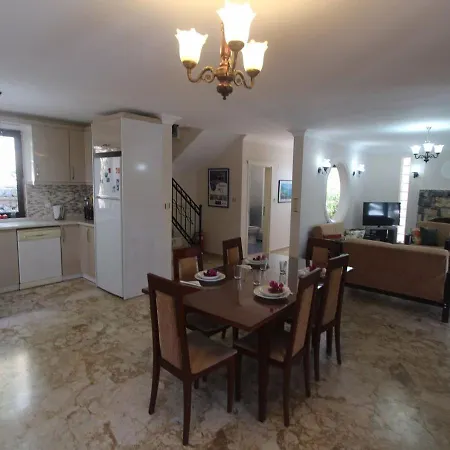 Taskonak 2 Villa Villa *